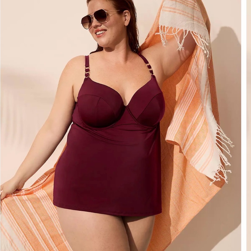 Cacique‎ Burgundy Swim Tankini Top Only Size 44C Plus Size